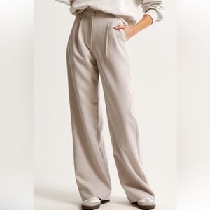 Abercrombie & Fitch Sloane light taupe Wide Leg Pants size 4 NWT